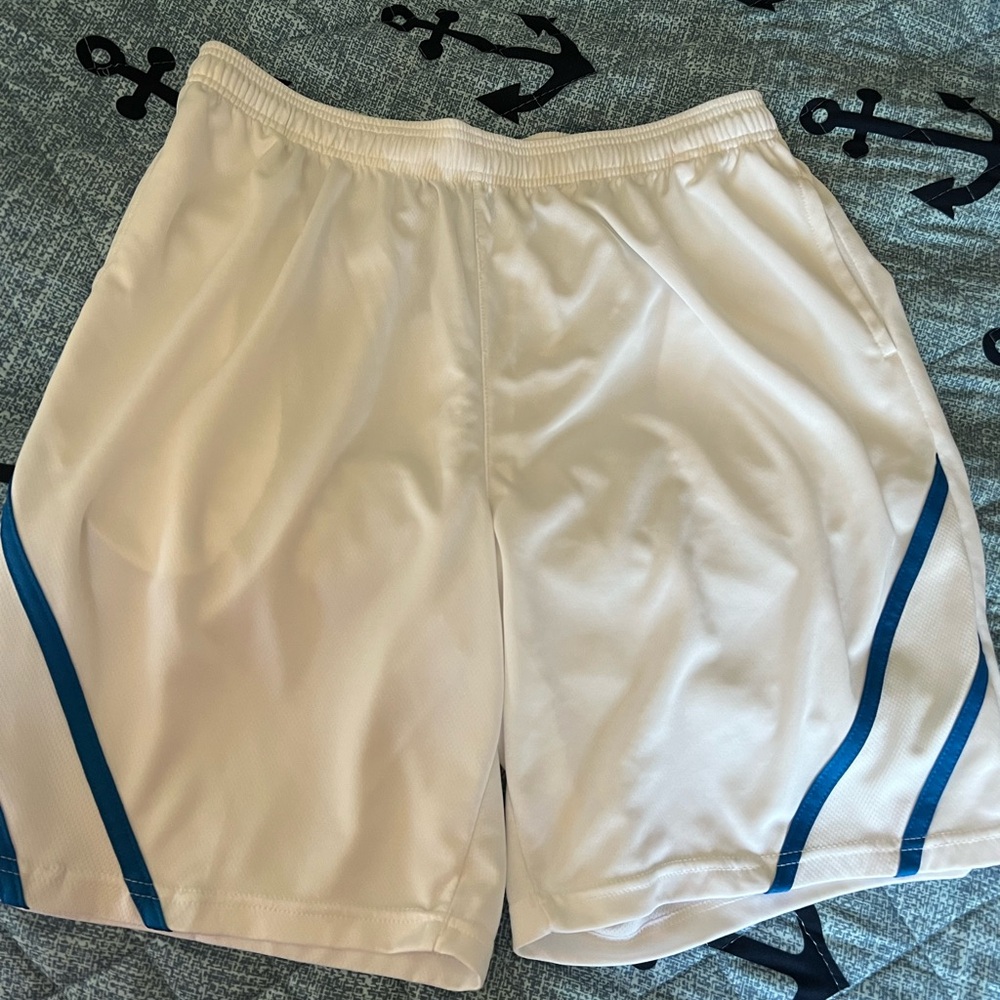 Men’s White and Blue Drytek Gym Shorts Size Large